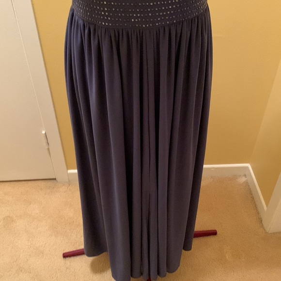 NWT Diva Collection Sequin Waist sleeveless gown with Bra - Picture 5 of 15